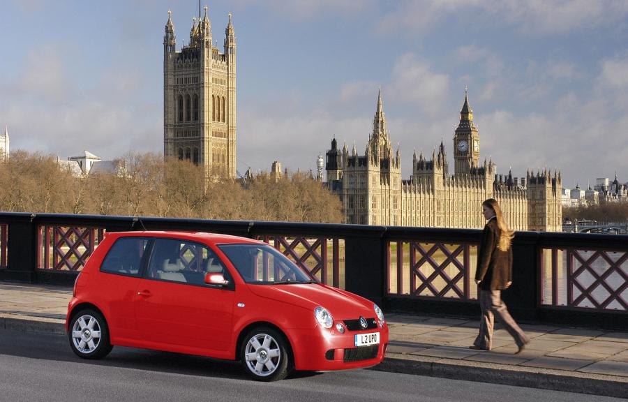  Volkswagen Lupo GTi 2000 года  (фото 3 из 3)